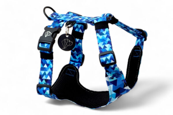 built-in, pressure-free, comfortable suspenders shine in blue